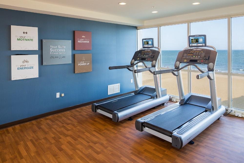 Comfort Suites Beachfront Вирджиния Бийч Екстериор снимка
